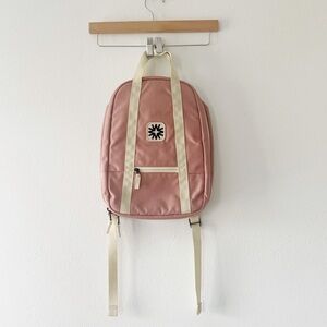 WALKER FAMILY GOODS | Arrow Pack in Pink
